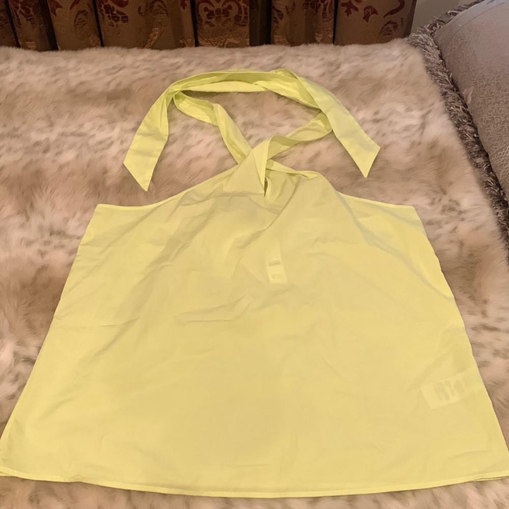 Bright kiwi 🥝 colored halter top